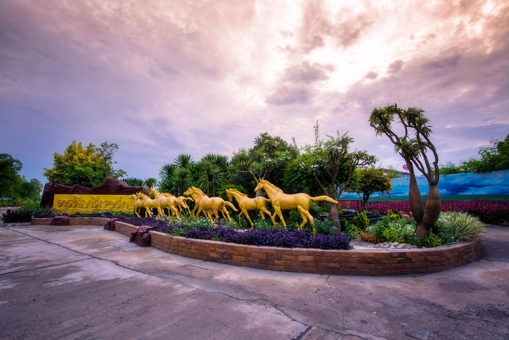 Thansila Resort&Garden Бурирам Екстериор снимка